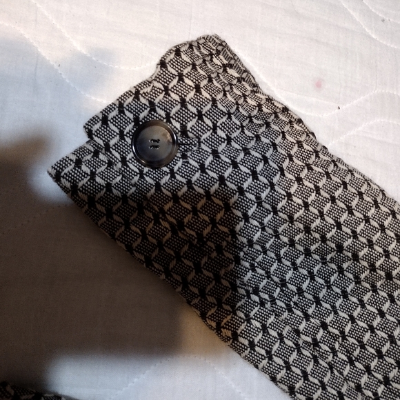 Women's Ann Taylor Black and White Geometric Pattern Blazer Jacket Size 0 - Picture 9 of 11